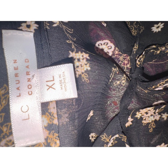 LC Lauren Conrad Blouse Top XL Black Floral Sheer Long Sleeve Tie Neck Pleated - Picture 7 of 8